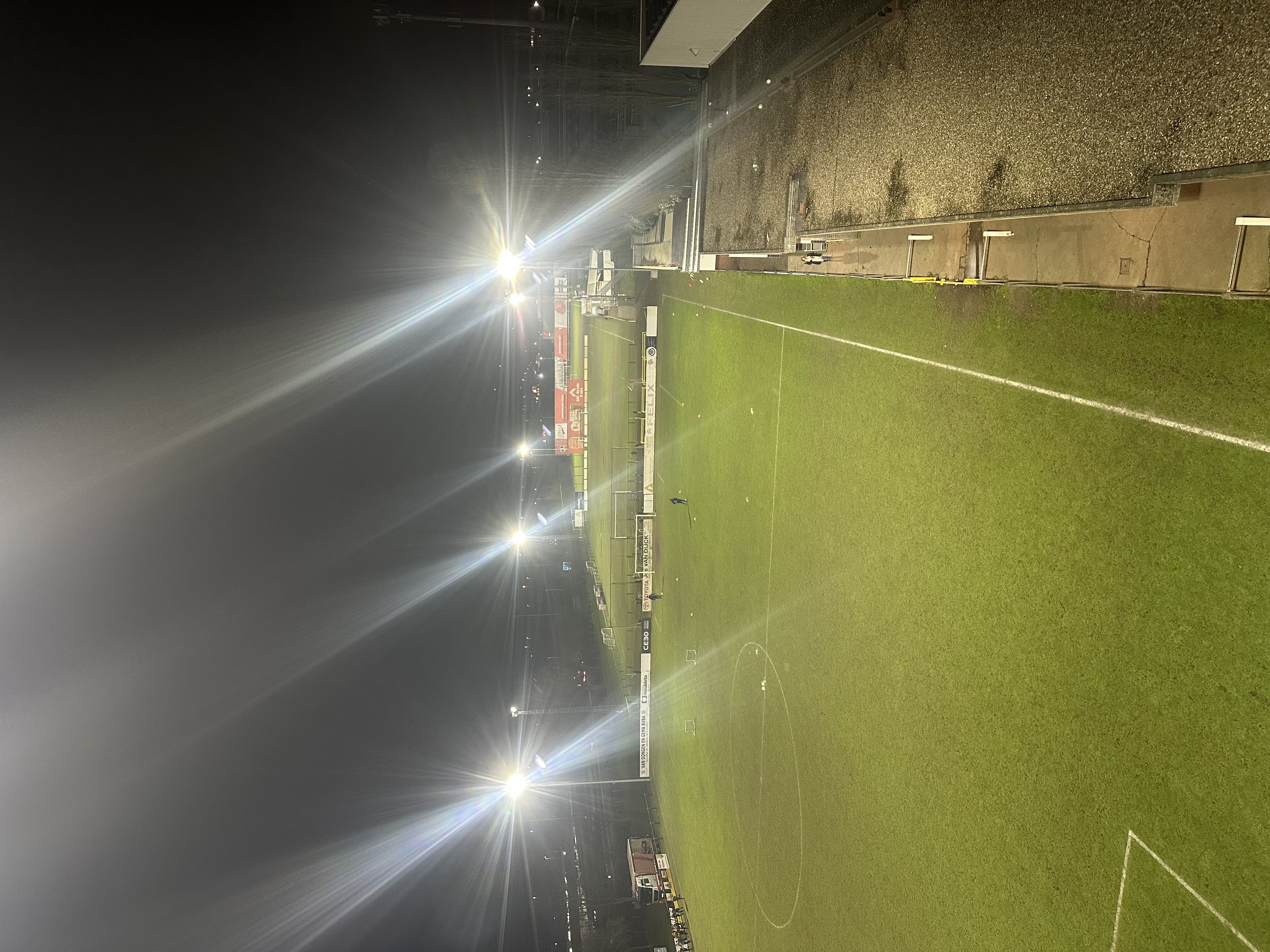 Verlichte voetbalvelden bij K. Brecht SK