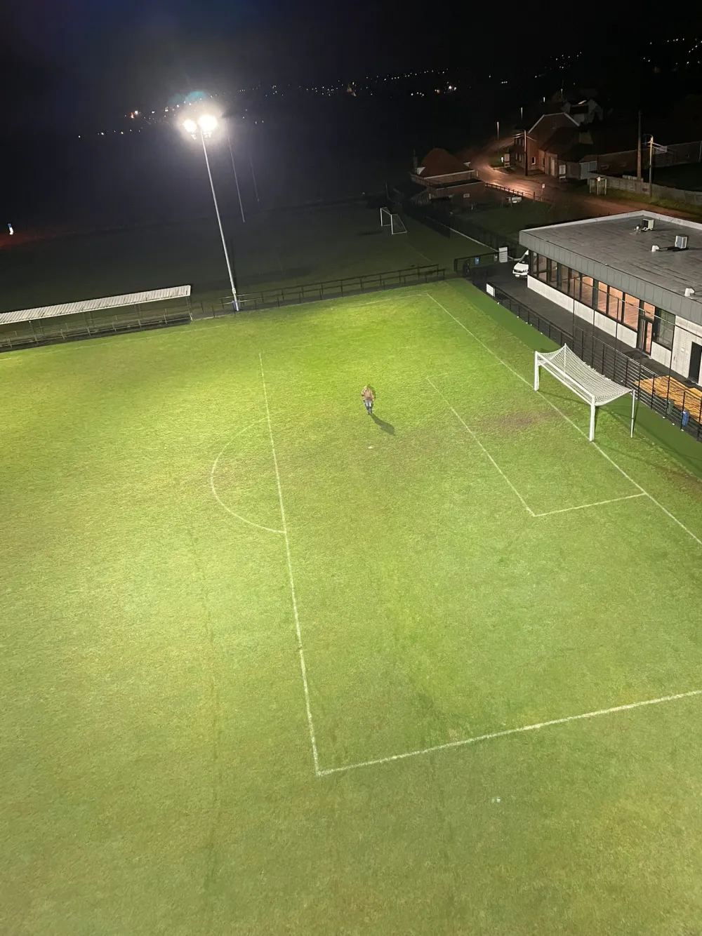 Lichtbeeld rond de doelzone bij KVC Eendracht Deftinge