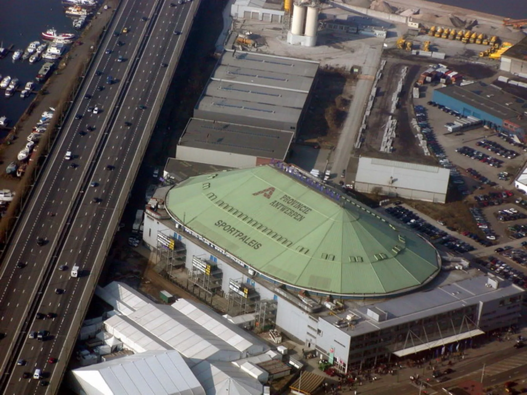 Sportverlichting bij Sportpaleisgroep
