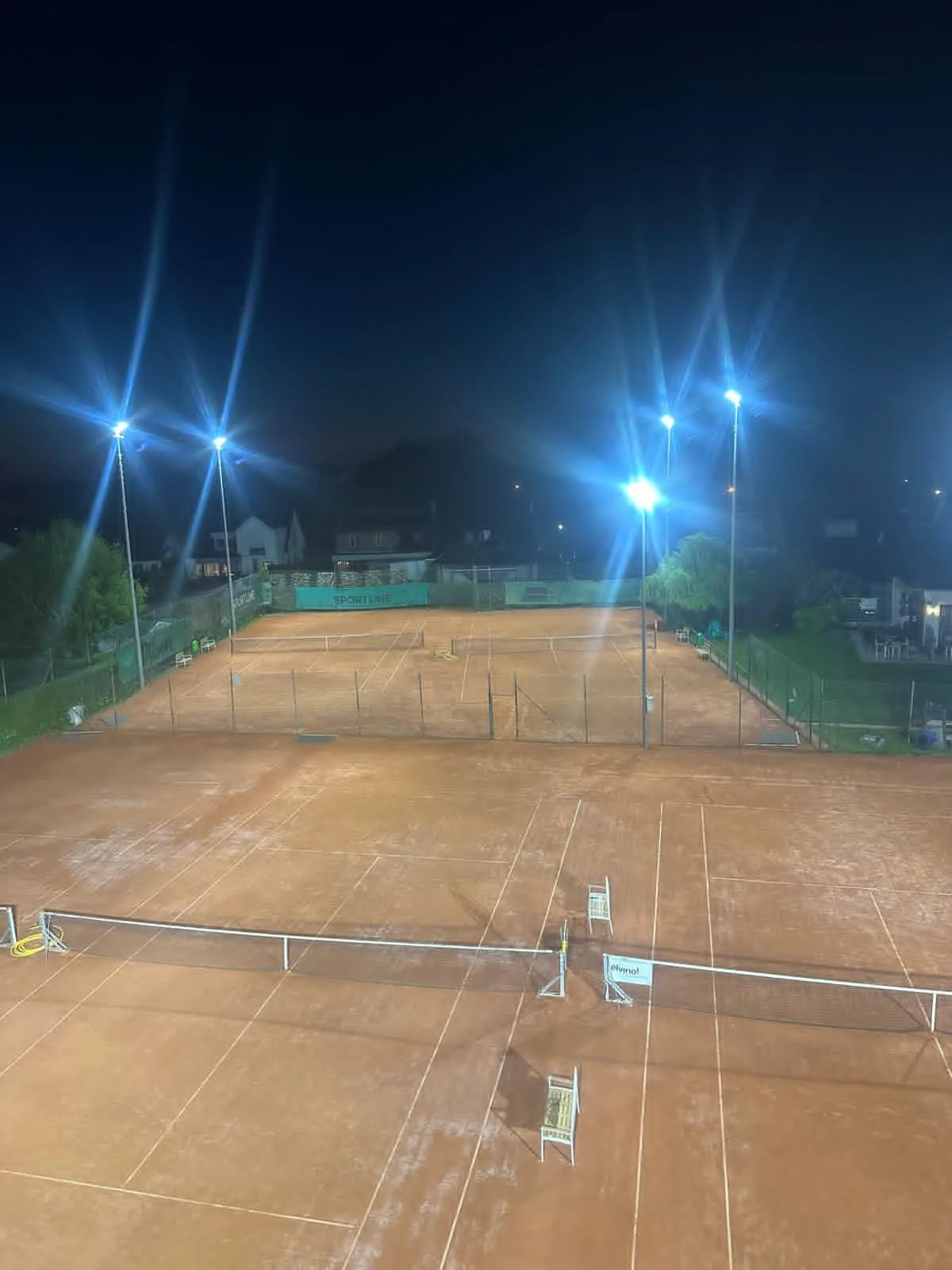 Technische oplossing voor de tennisverlichting bij TC Azalea
